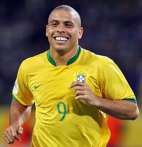 Who is Ronaldo luís Nazário de Lima of football history?